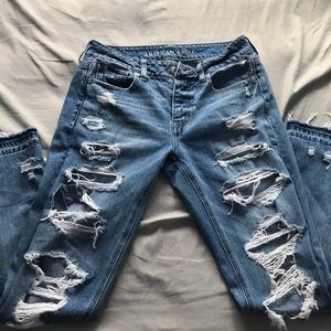 american eagle mom jeans